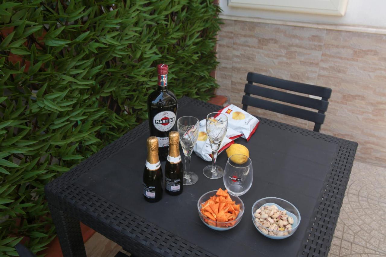 Don Vincenzo Apartment กราญาโน ภายนอก รูปภาพ